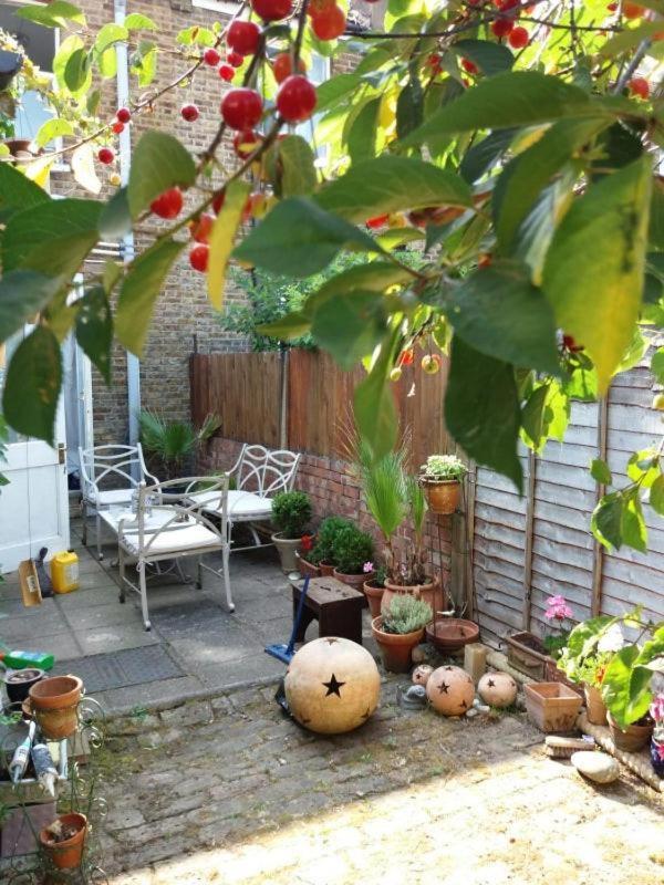 Cosy London Double Room Near Wimbledon Esterno foto